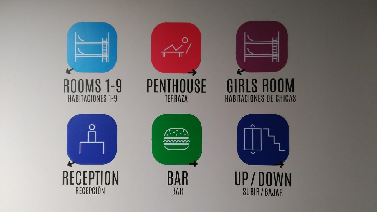 Egunon Bilbao Hostel Buitenkant foto
