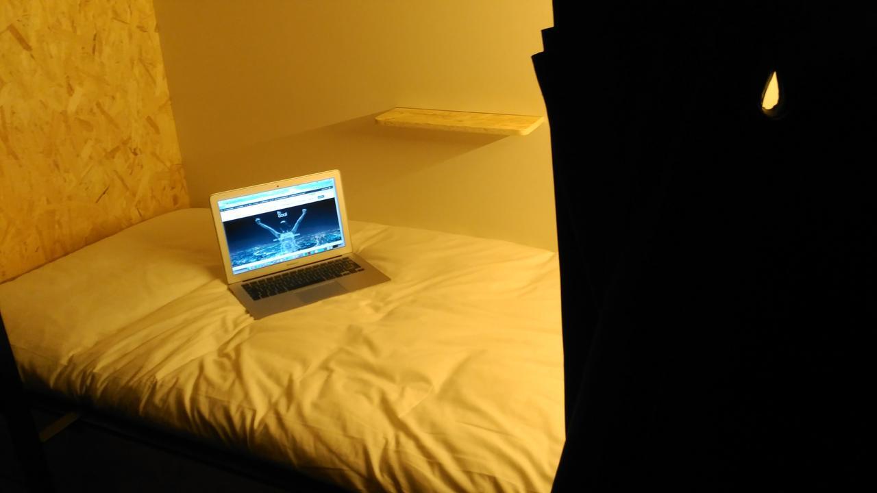 Egunon Bilbao Hostel Buitenkant foto