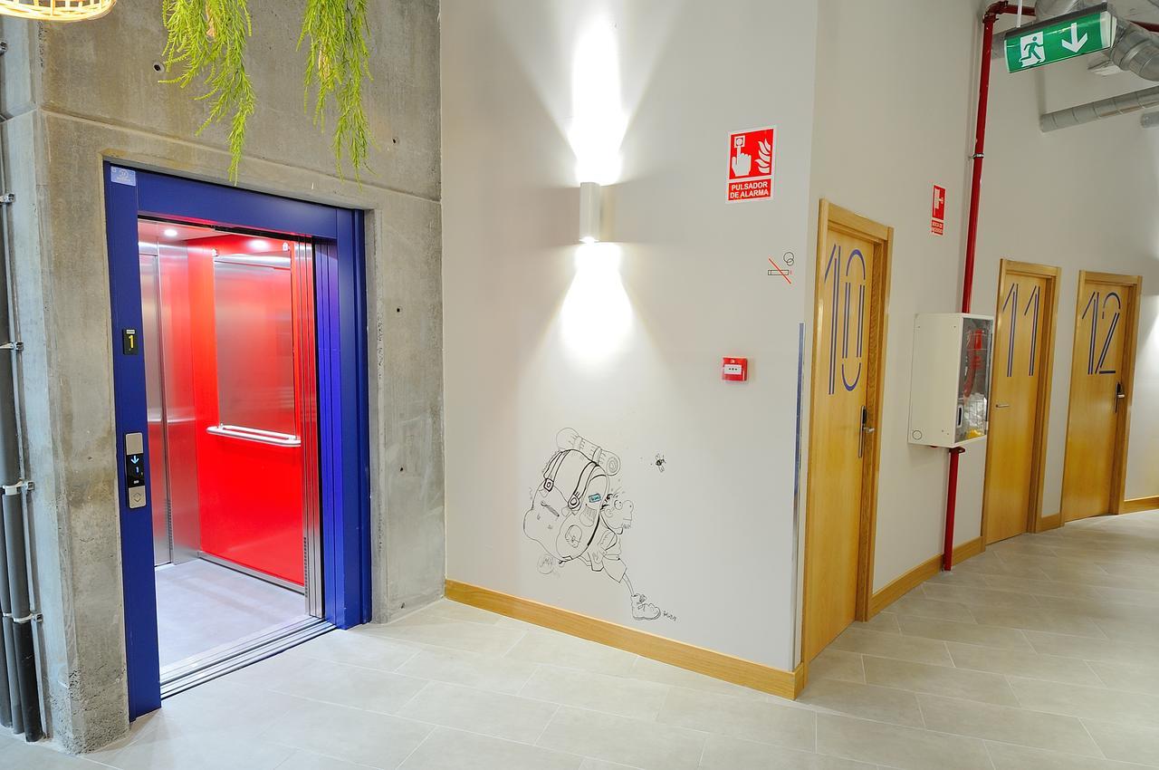 Egunon Bilbao Hostel Buitenkant foto