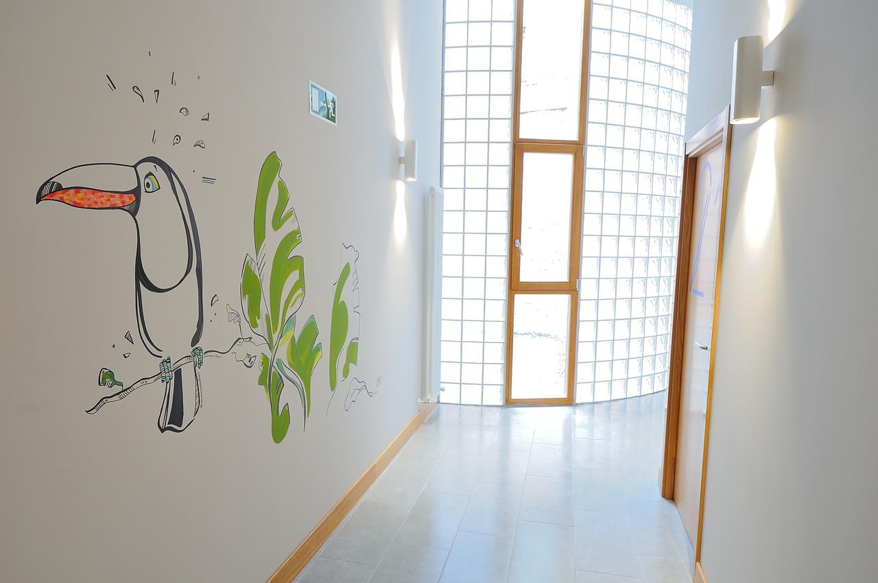 Egunon Bilbao Hostel Buitenkant foto