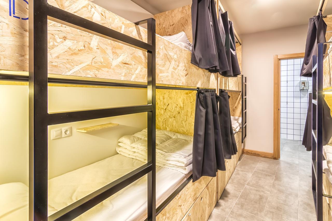 Egunon Bilbao Hostel Buitenkant foto