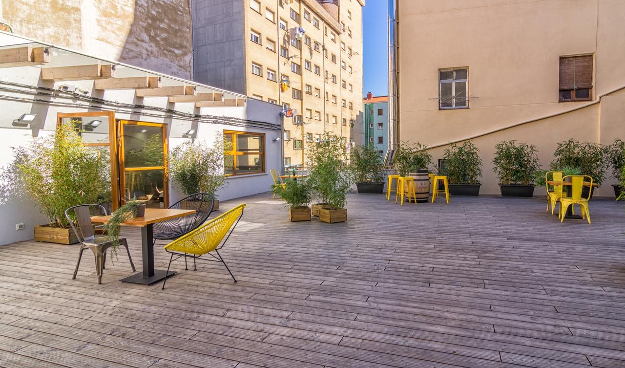 Egunon Bilbao Hostel Buitenkant foto