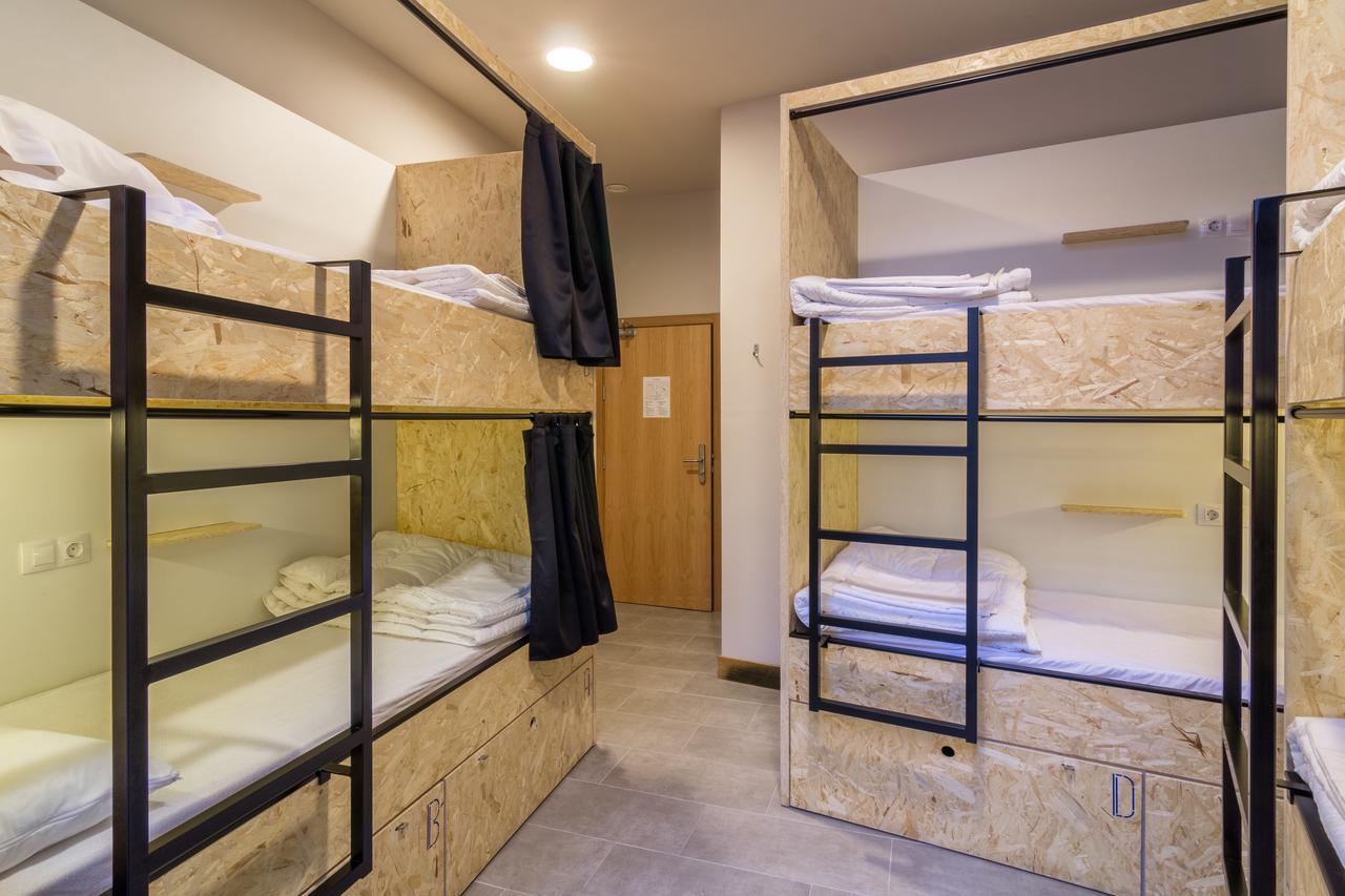 Egunon Bilbao Hostel Buitenkant foto